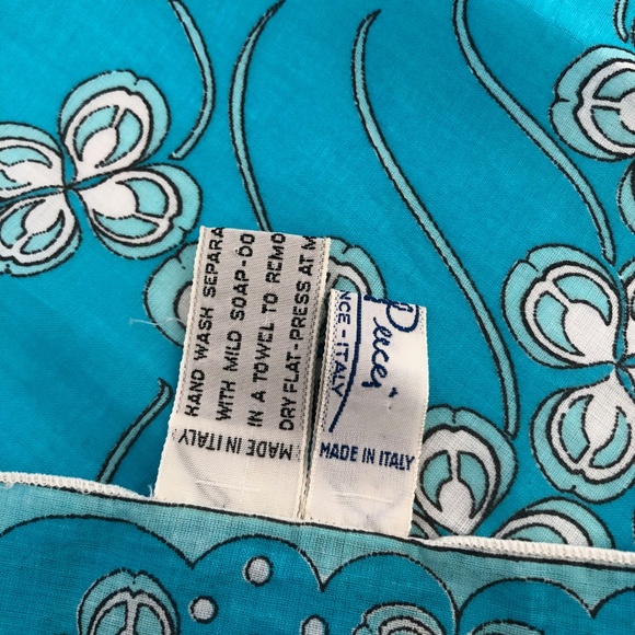 ❤️⛏HP⛏❤️ VINTAGE PUCCI HANDKERCHIEF SCARF - COTTON - Picture 4 of 4